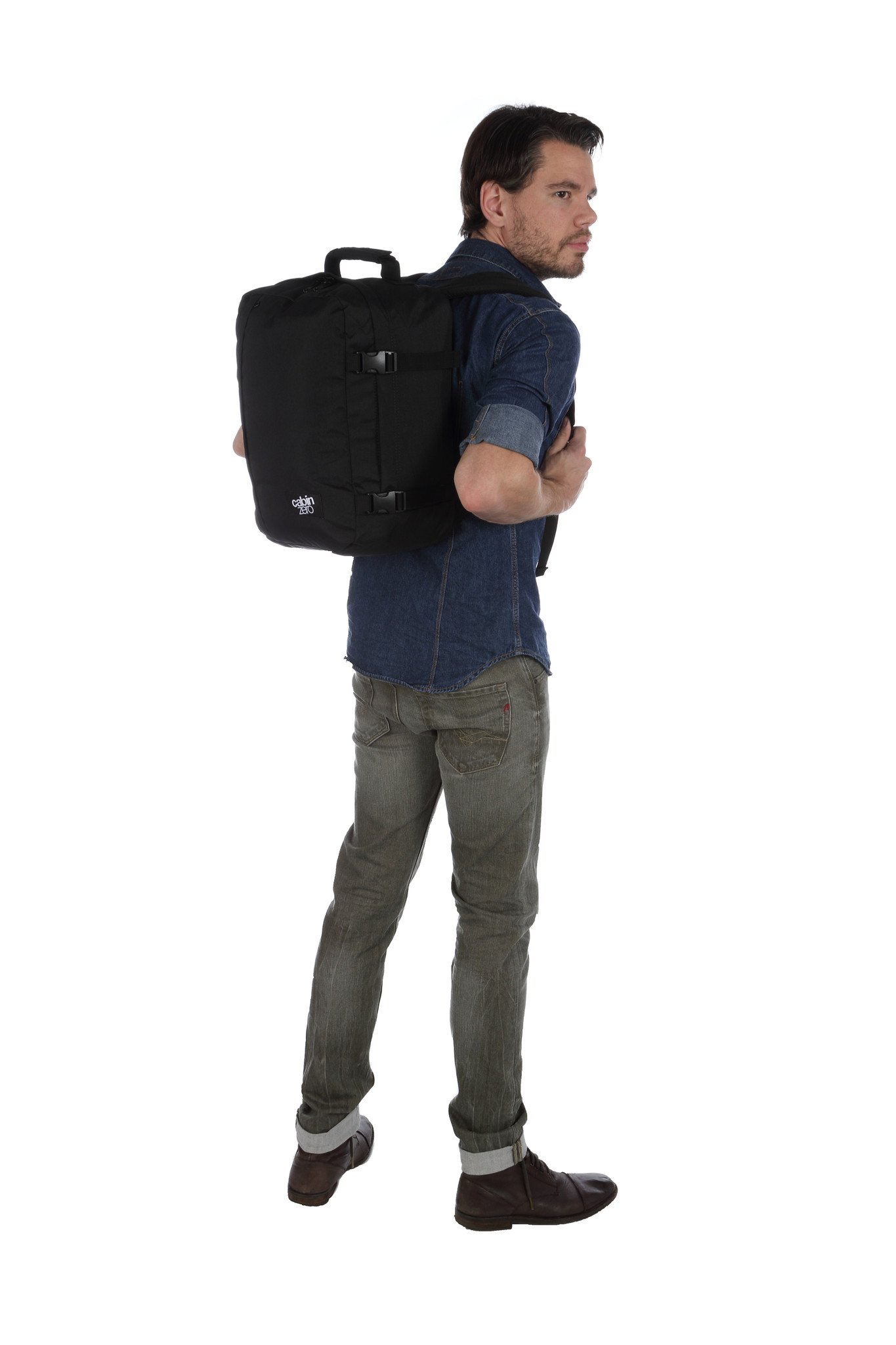 CabinZero Classic Black 28L